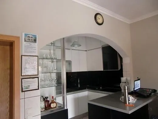 ויר Apartment Mit Grosser Terrasse Im Erdgeschoss קרואטיה